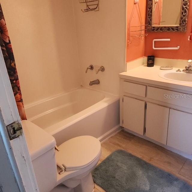 TB8532818 Property Photo 7