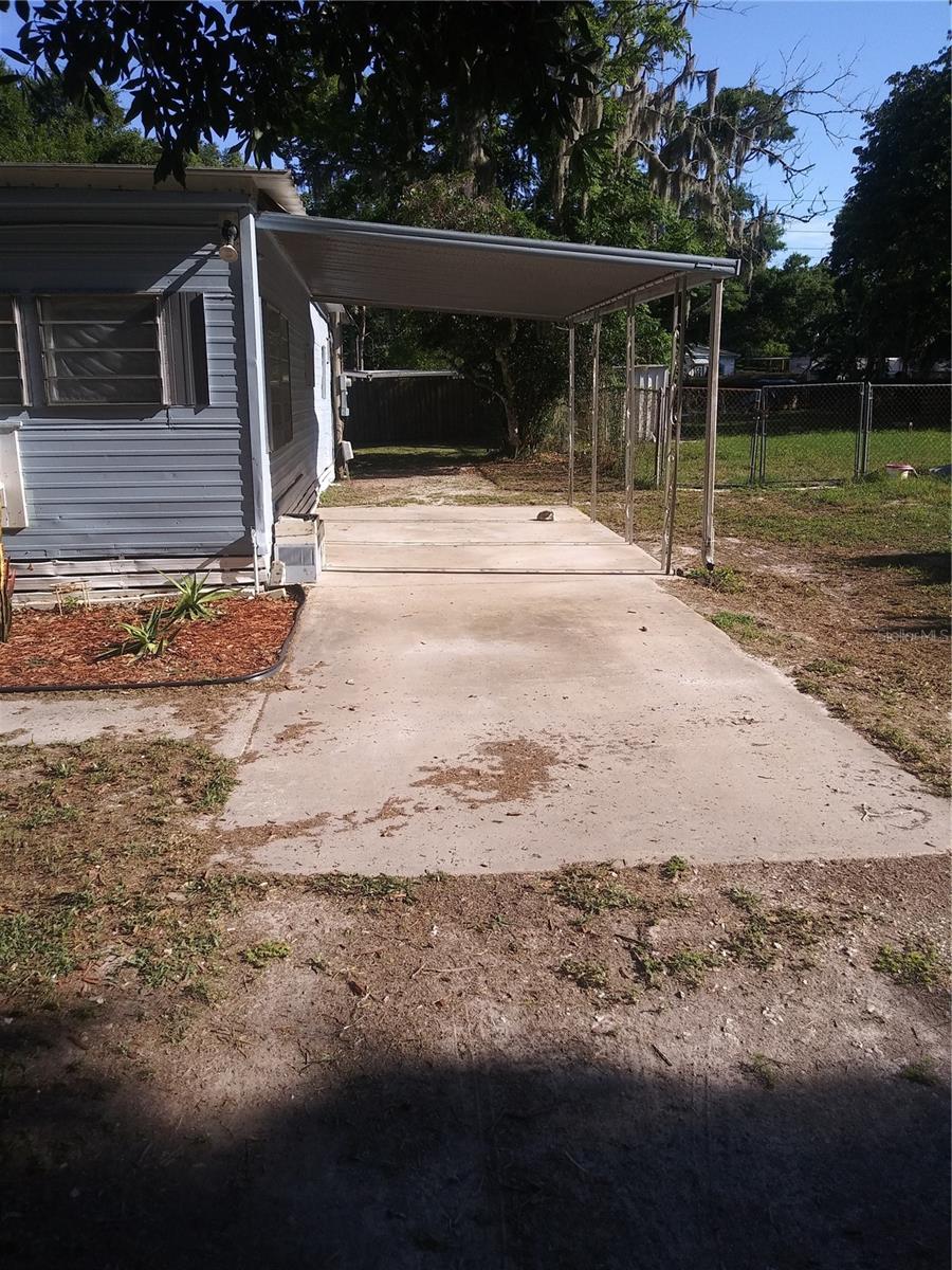 TB8532818 Property Photo 28