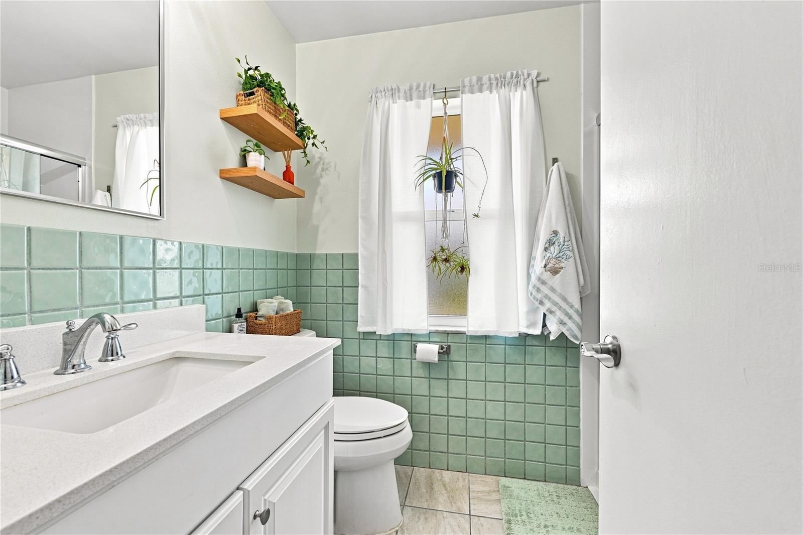 1405 Hacienda Dr Property Photo 25
