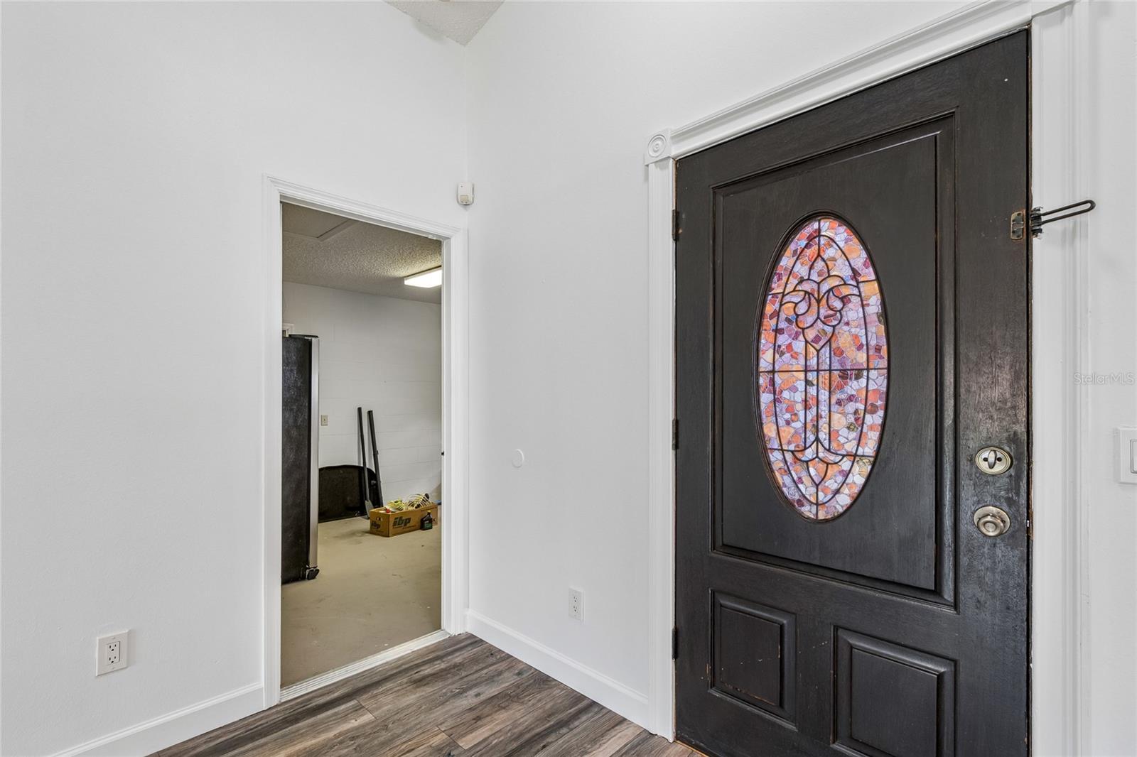 2604 W Kirby St Property Photo 4