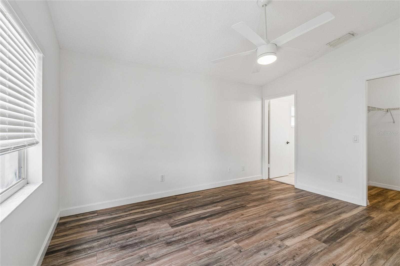 2604 W Kirby St Property Photo 32