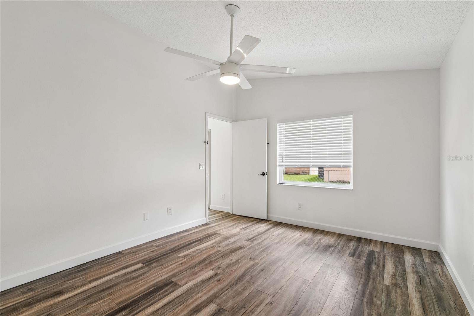 2604 W Kirby St Property Photo 34