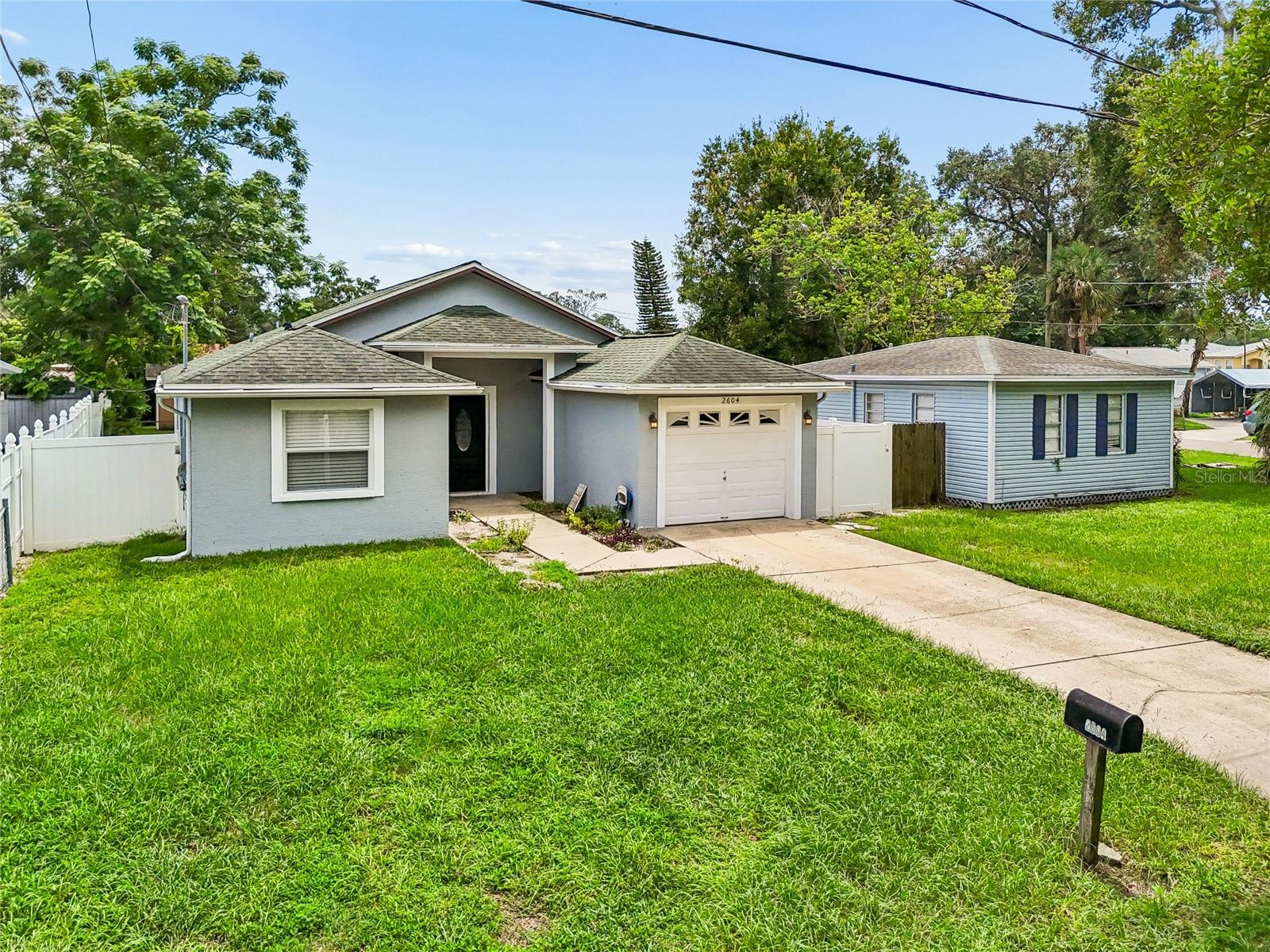 2604 W Kirby St Property Photo 46