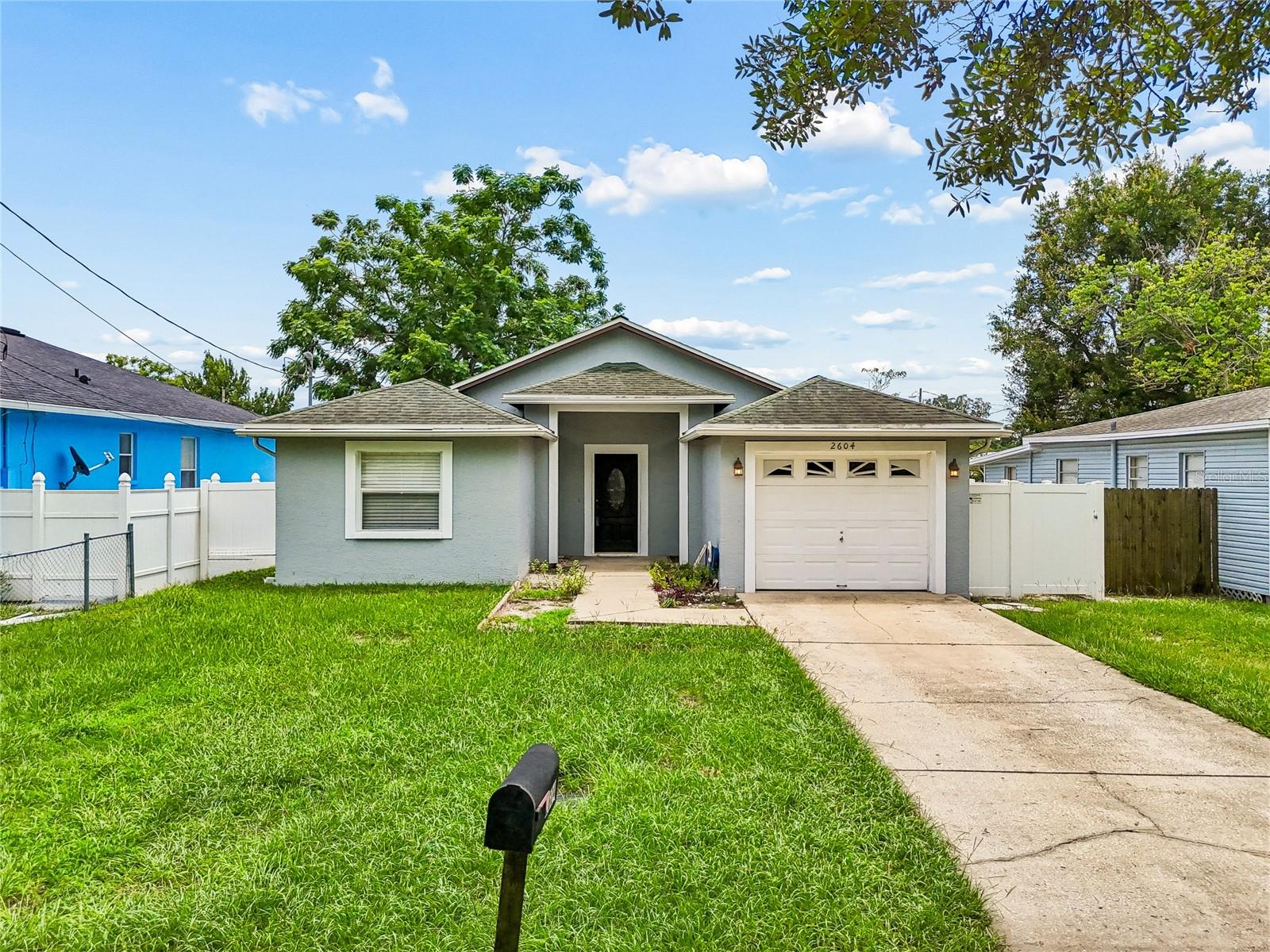 2604 W Kirby St Property Photo 48