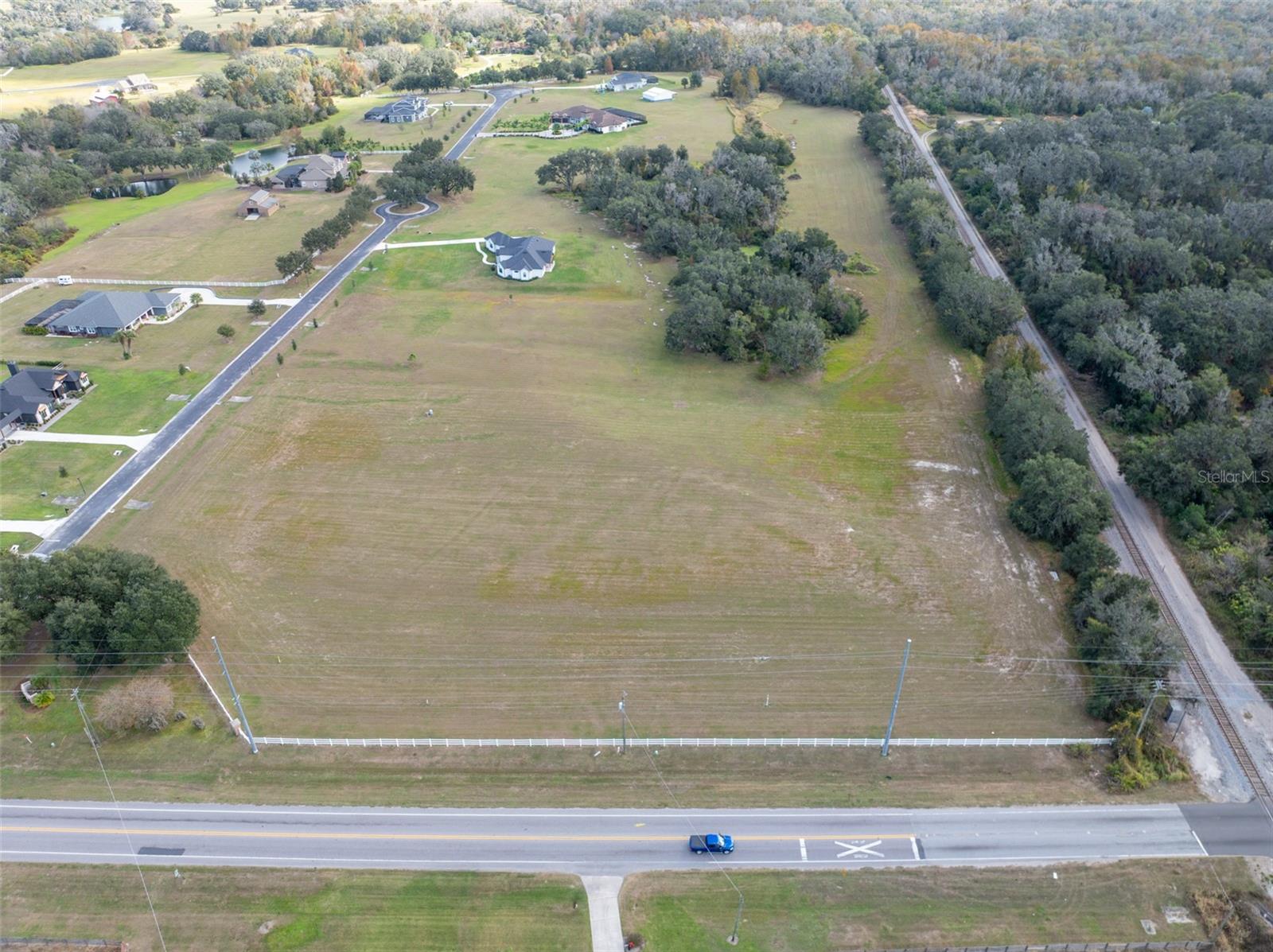 103 Alafia Estates Ln Property Photo 10