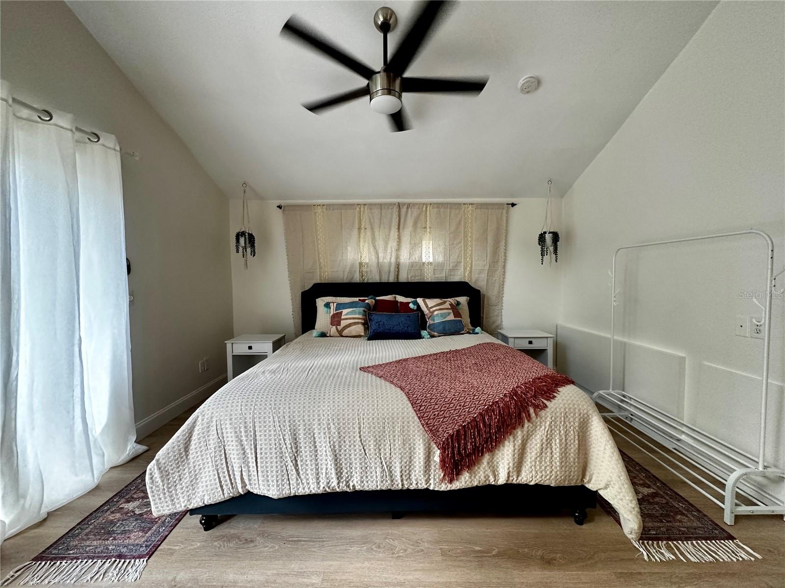 1222 E Crawford St #b Property Photo 3