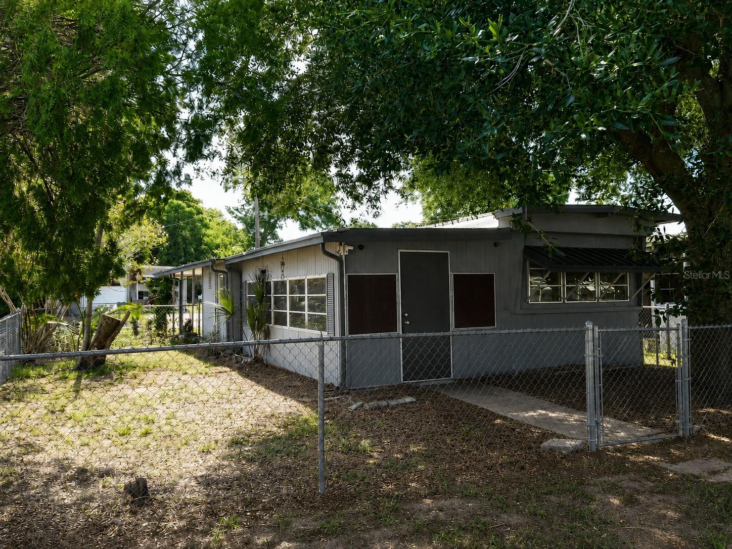 6250 Connecticut St Property Photo 1