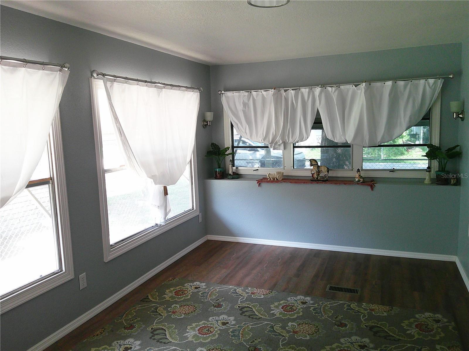 6250 Connecticut St Property Photo 7