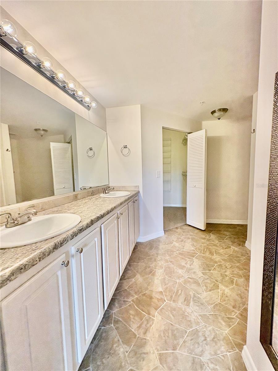 5655 Bentgrass Dr #9-117 Property Photo 17