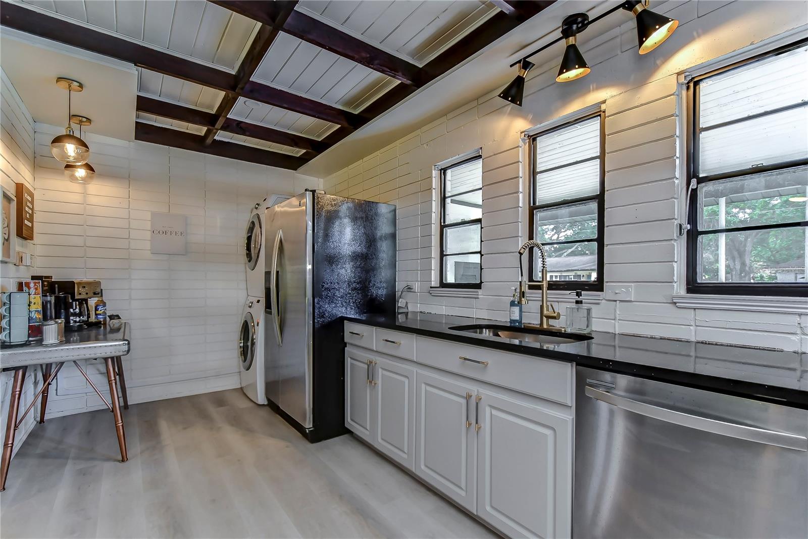 4701 N Willis St Property Photo 12