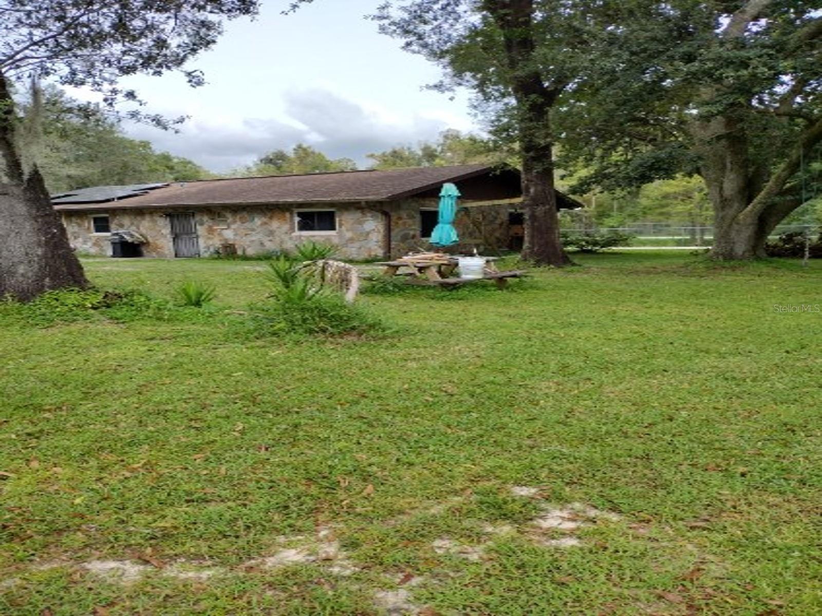 18334 Spencer Rd Property Photo 3