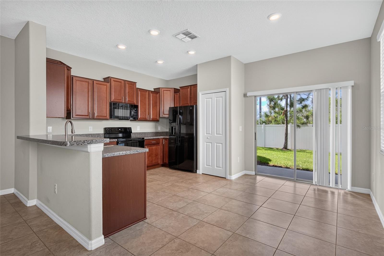7617 Ginger Lily Ct Property Photo 8