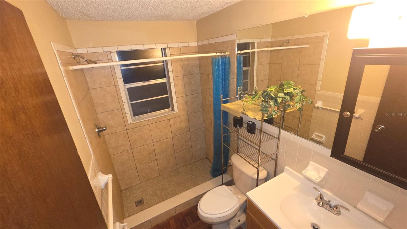 6141 10th St Property Photo 10