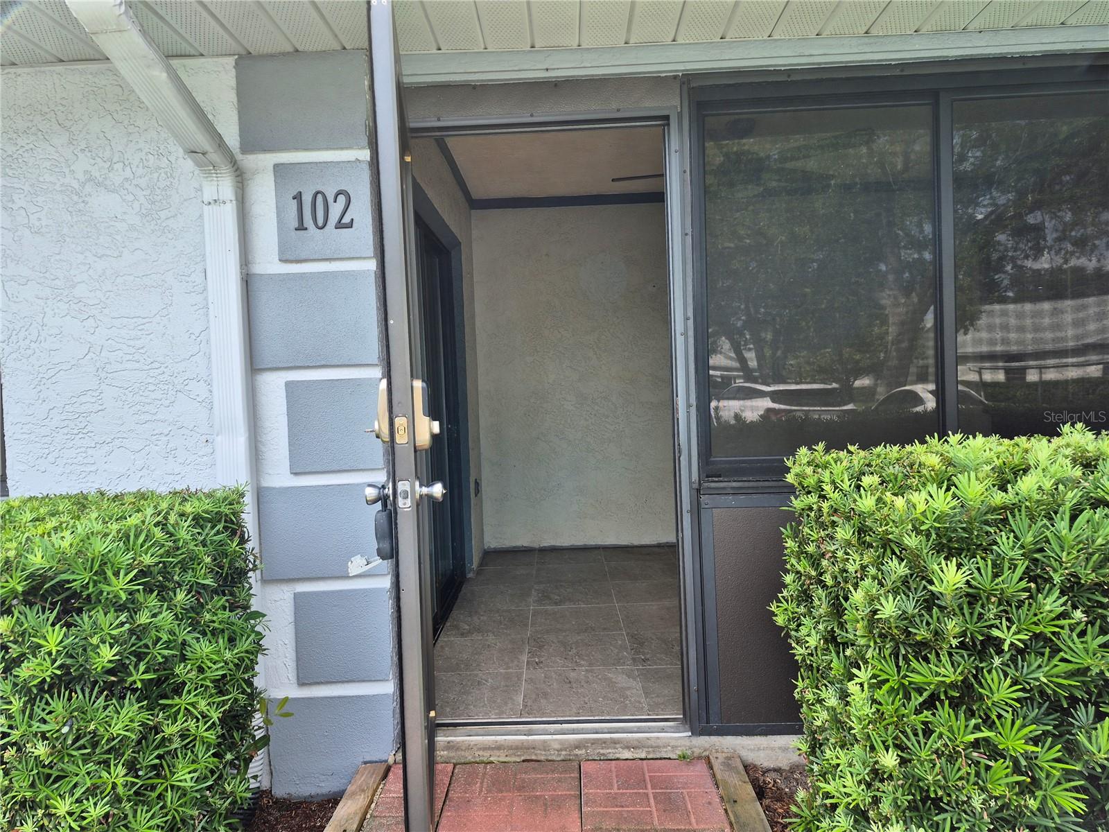 2721 Countryside Blvd #102 Property Photo 4