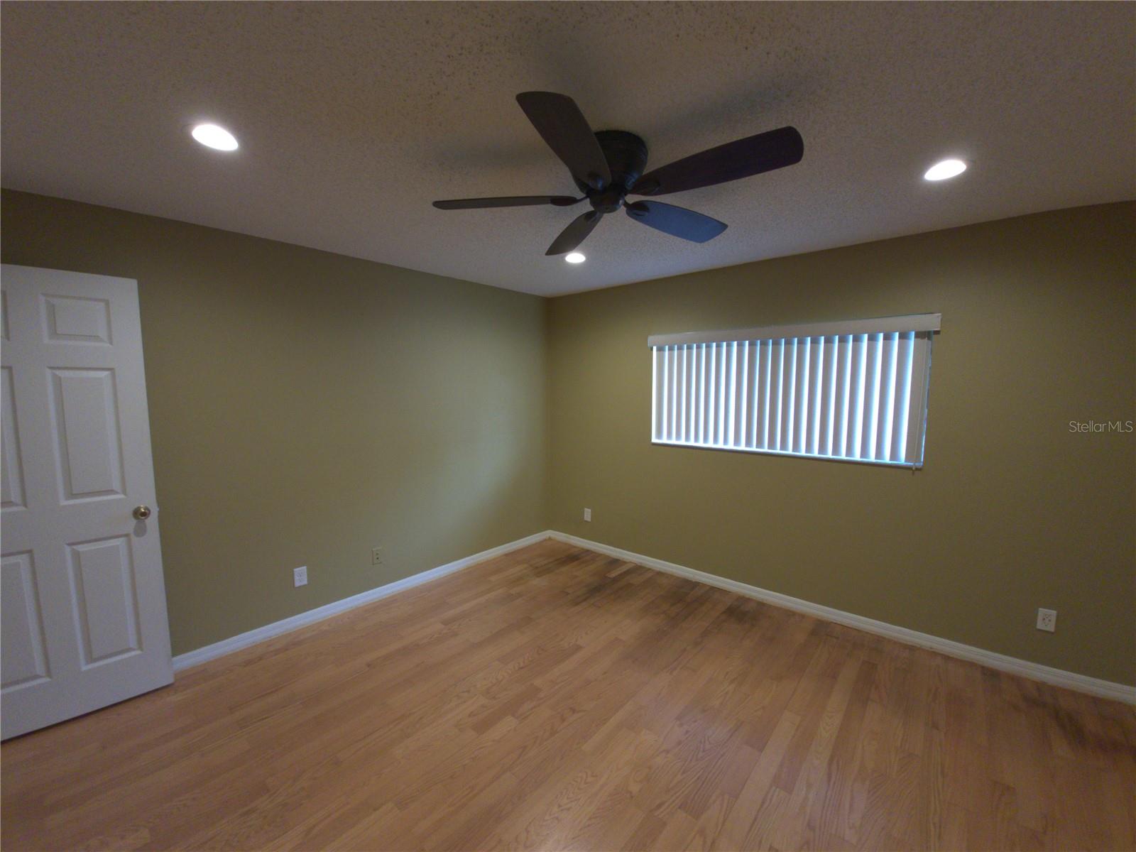 2721 Countryside Blvd #102 Property Photo 11
