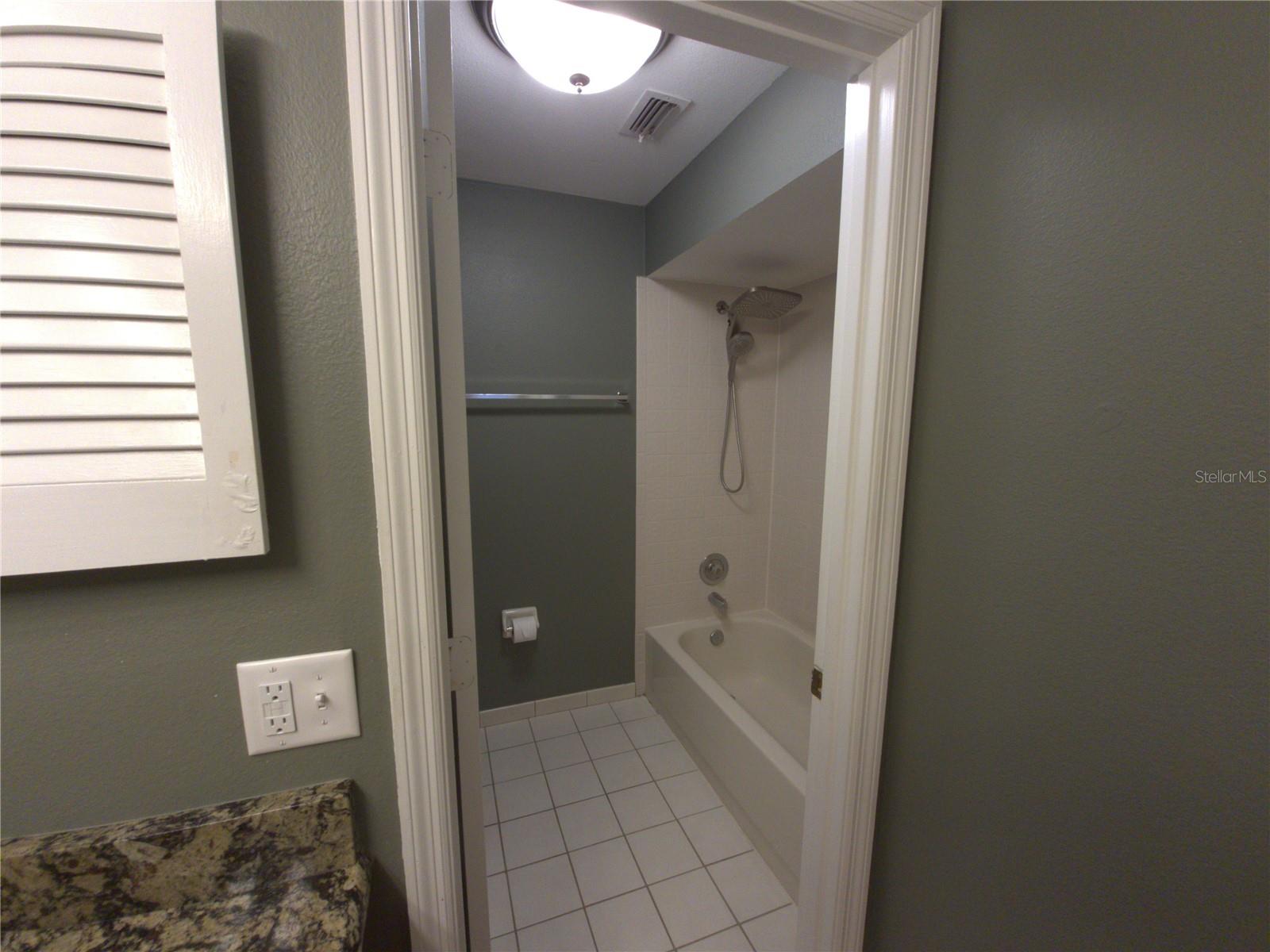 2721 Countryside Blvd #102 Property Photo 15
