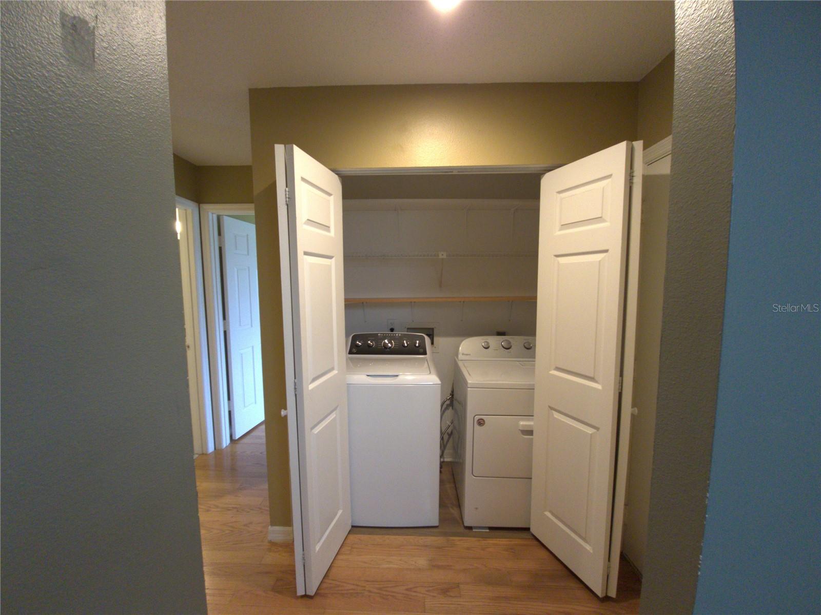 2721 Countryside Blvd #102 Property Photo 18