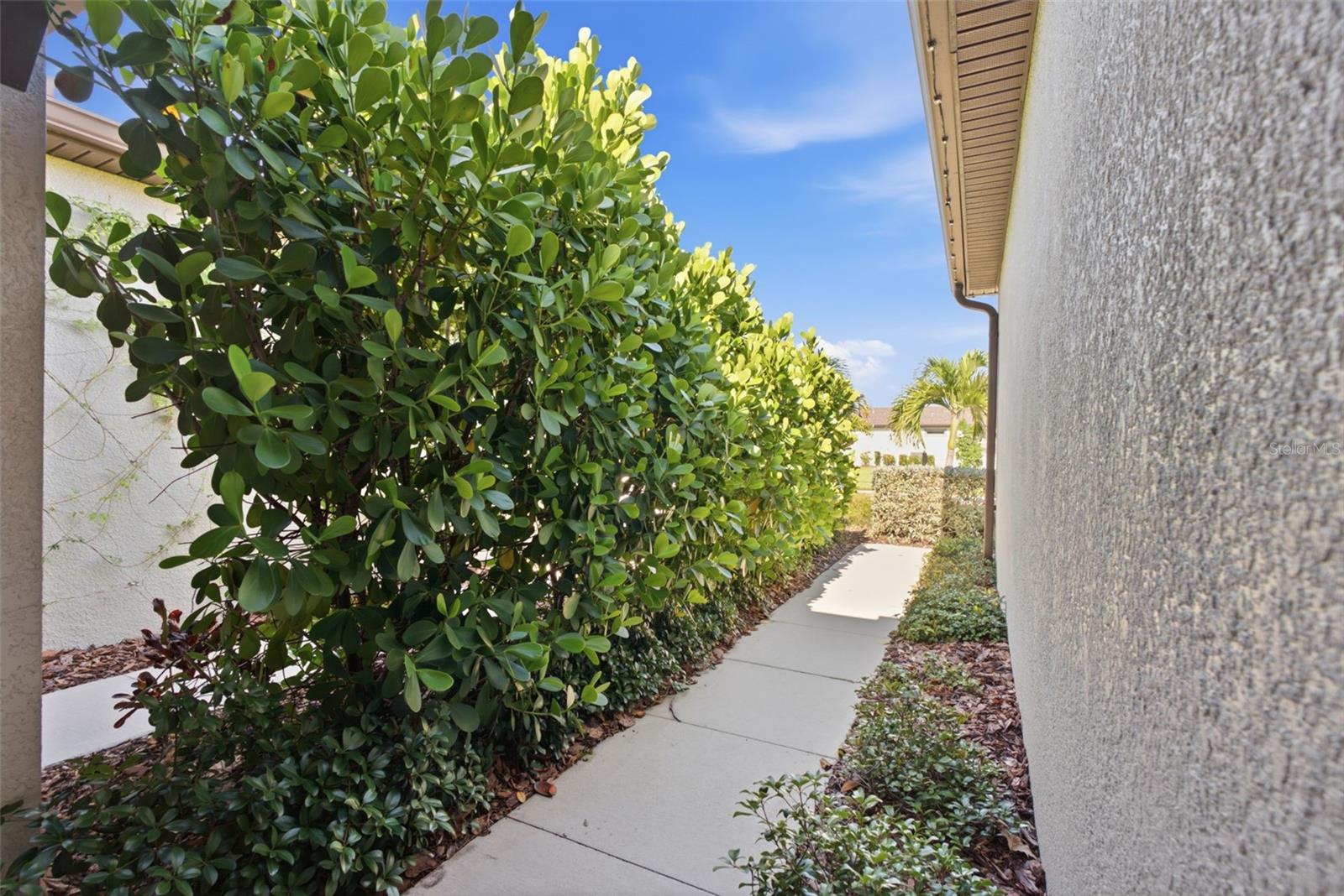 6352 Mooring Line Cir Property Photo 6