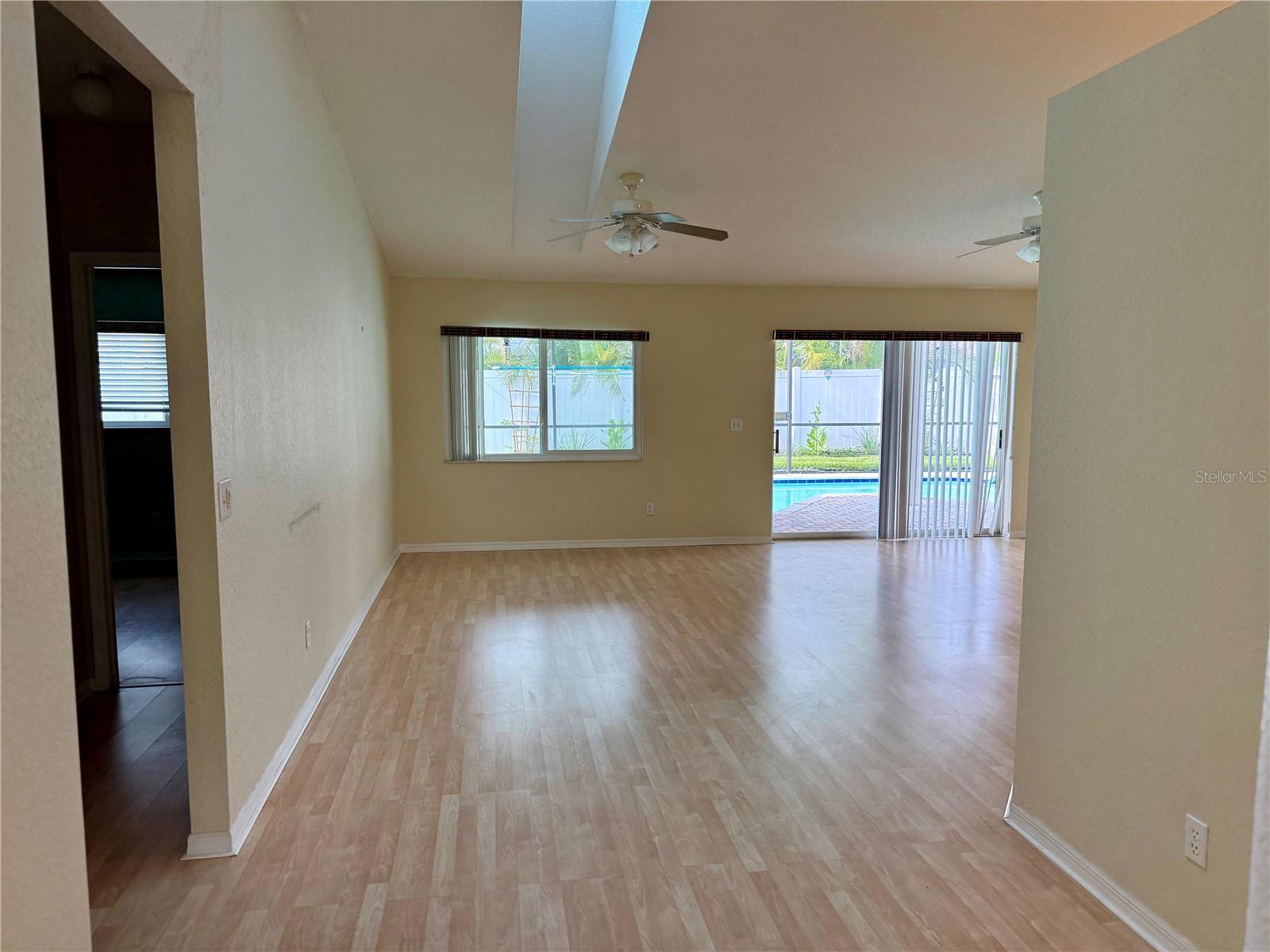 3670 Lake Blvd Property Photo 4
