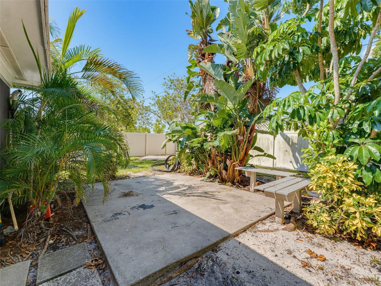 2373 Forest Dr Property Photo 46