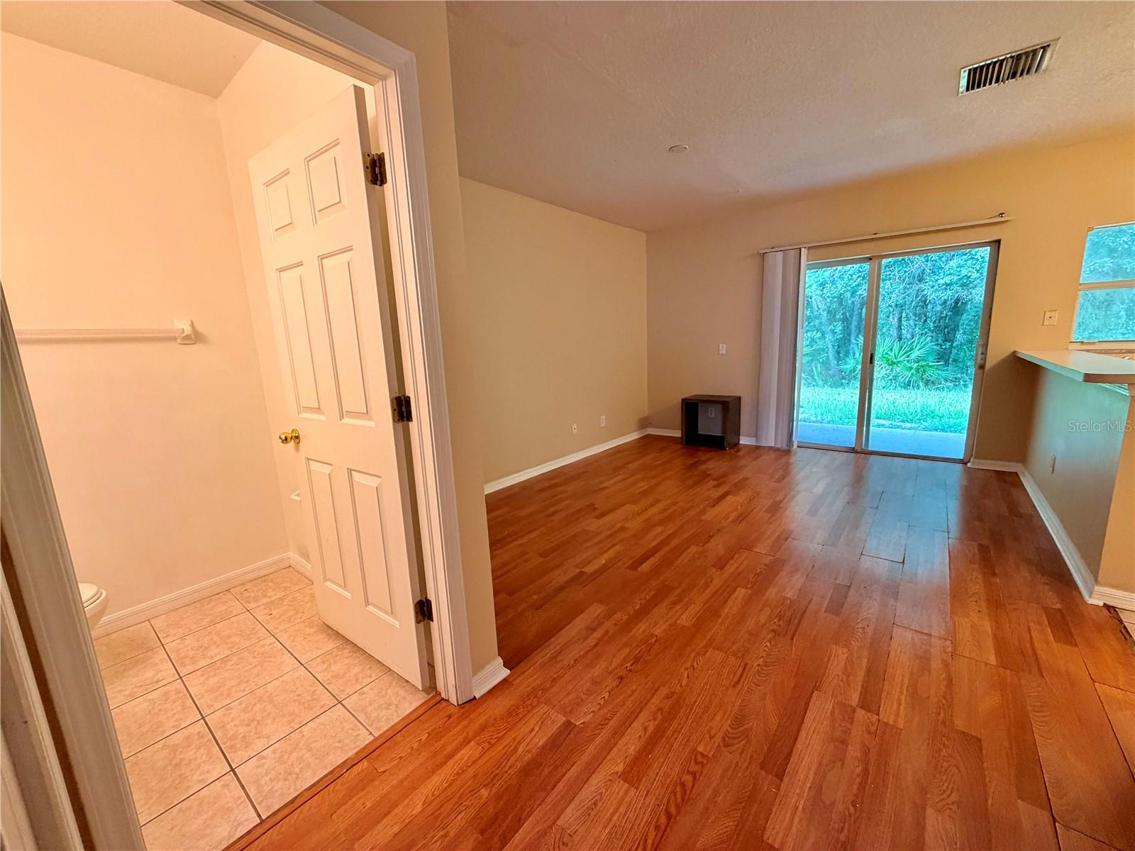 30209 Swinford Ln Property Photo 5