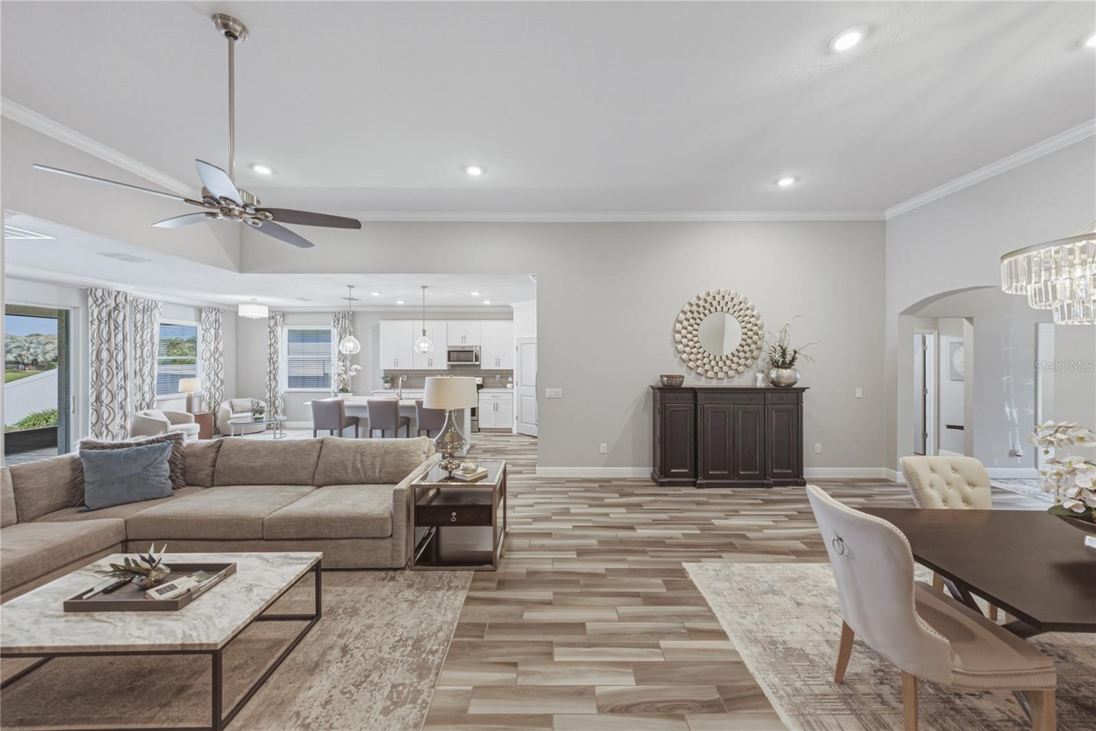 TB8532897 Property Photo 12