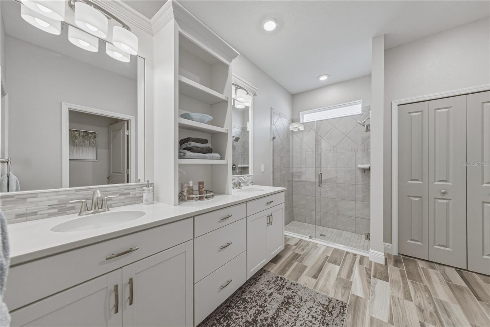 TB8532897 Property Photo 21