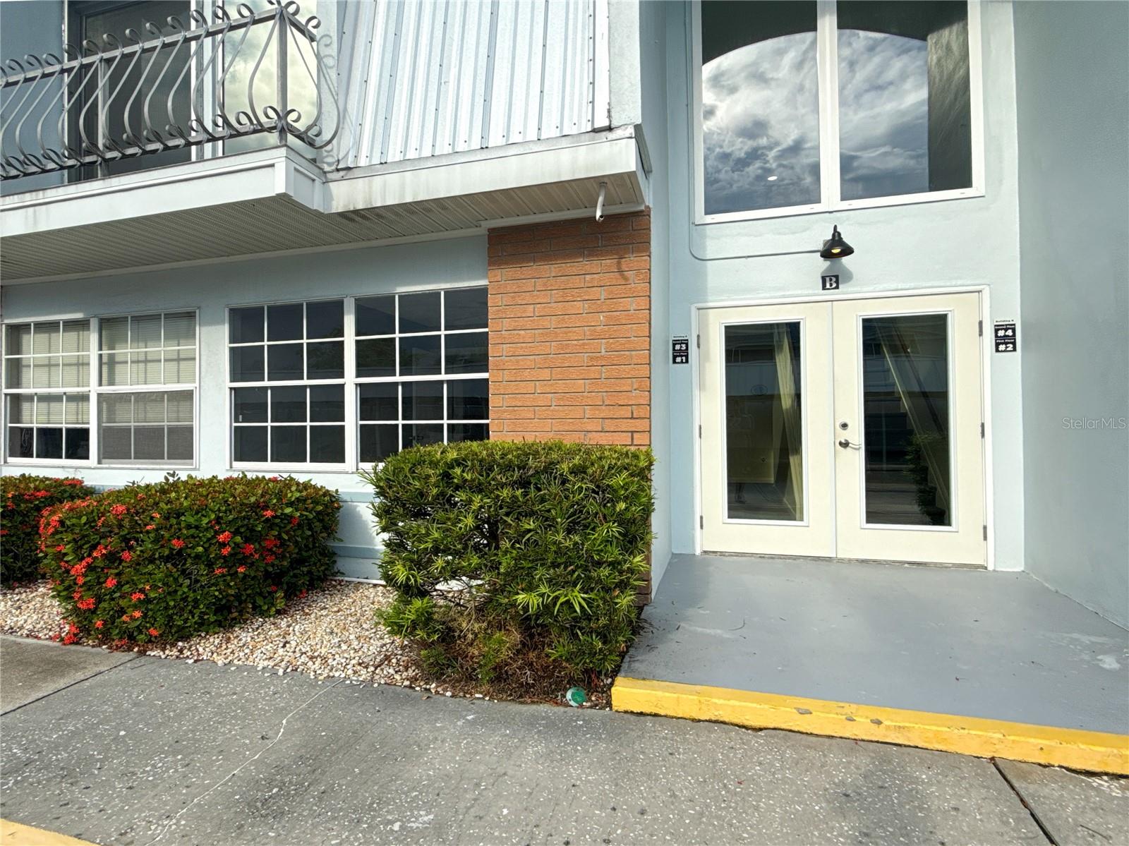 22333 Edgewater Dr #b1 Property Photo 1
