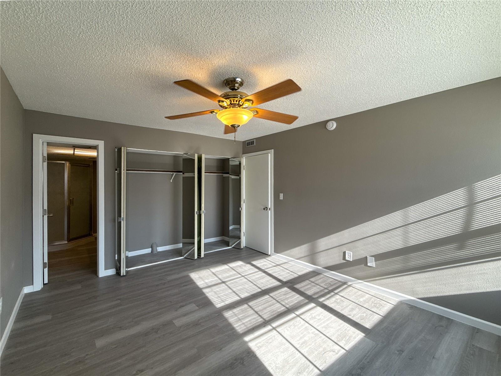 22333 Edgewater Dr #b1 Property Photo 10