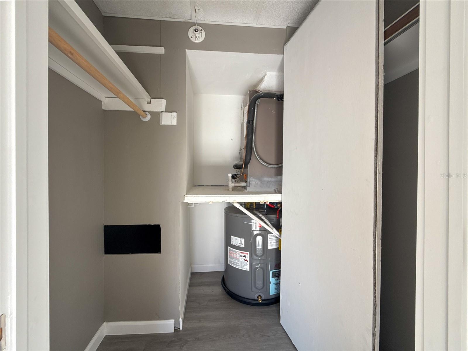 22333 Edgewater Dr #b1 Property Photo 15