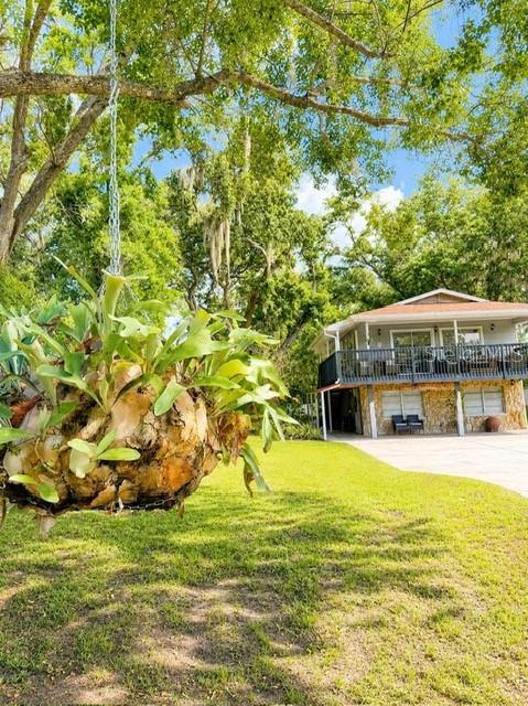 17430 Blackwell Ln Property Photo 2