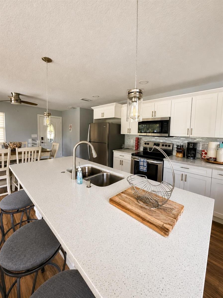 17430 Blackwell Ln Property Photo 10
