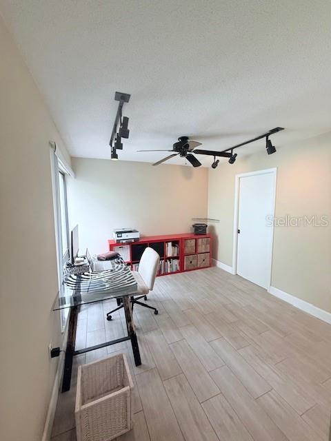 2063 Brookside Dr Property Photo 24