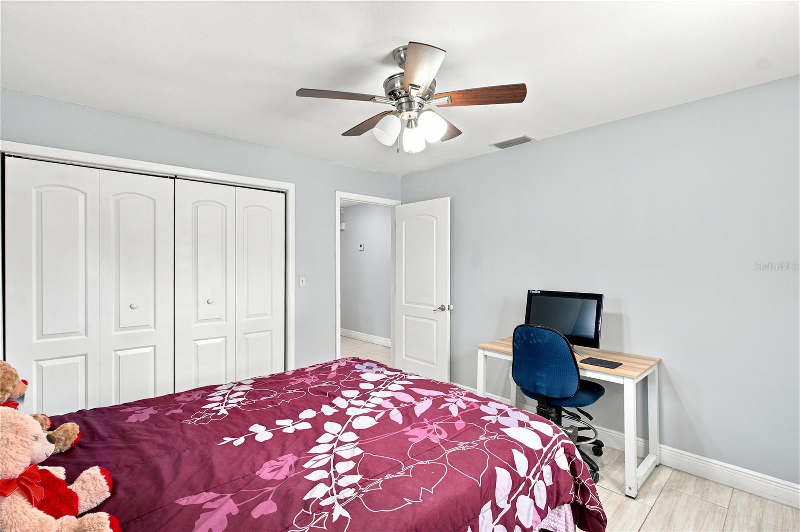 6513 N Manhattan Ave Property Photo 15