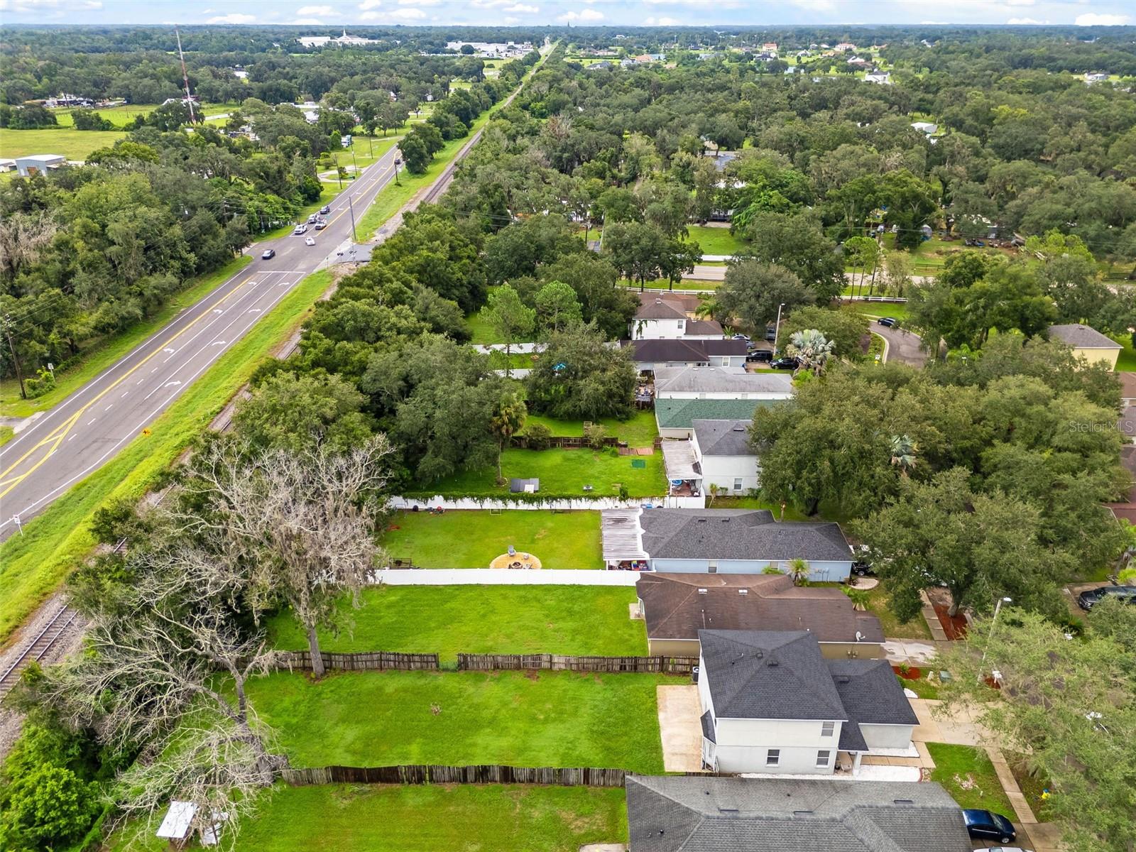 1610 Marsh Wood Dr Property Photo 35