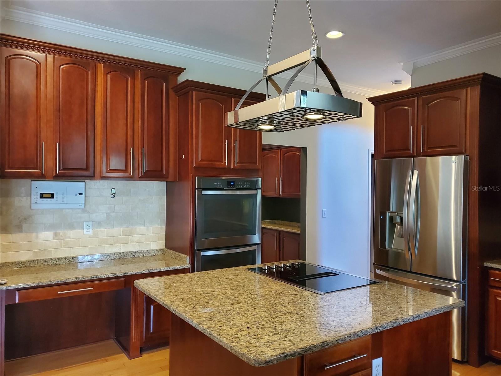 2121 Fairfield Ave Property Photo 11