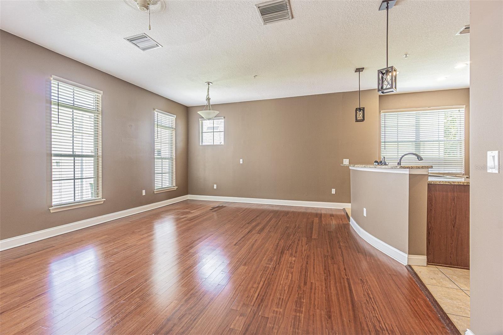 4511 Legacy Park Dr Property Photo 5