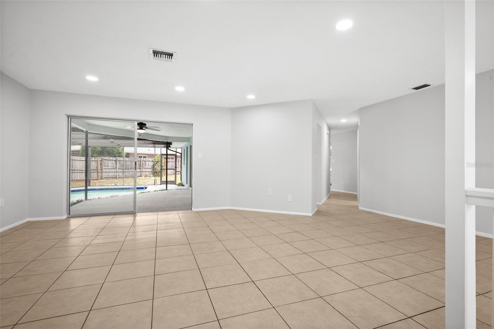 504 Bamboo Ct Property Photo 5