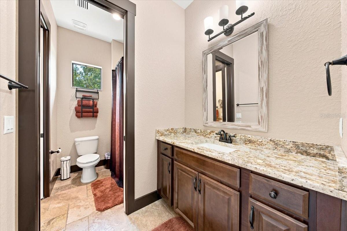 408 Hawk Talon Dr Property Photo 28