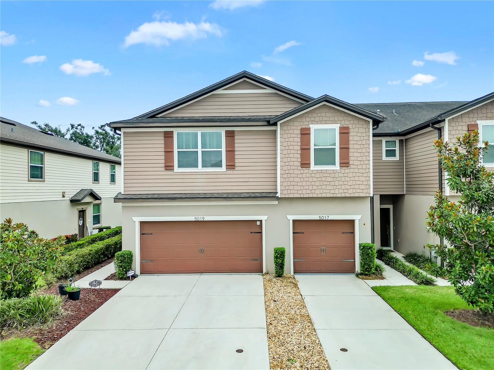 5019 Blue Latan Ln Property Photo 1