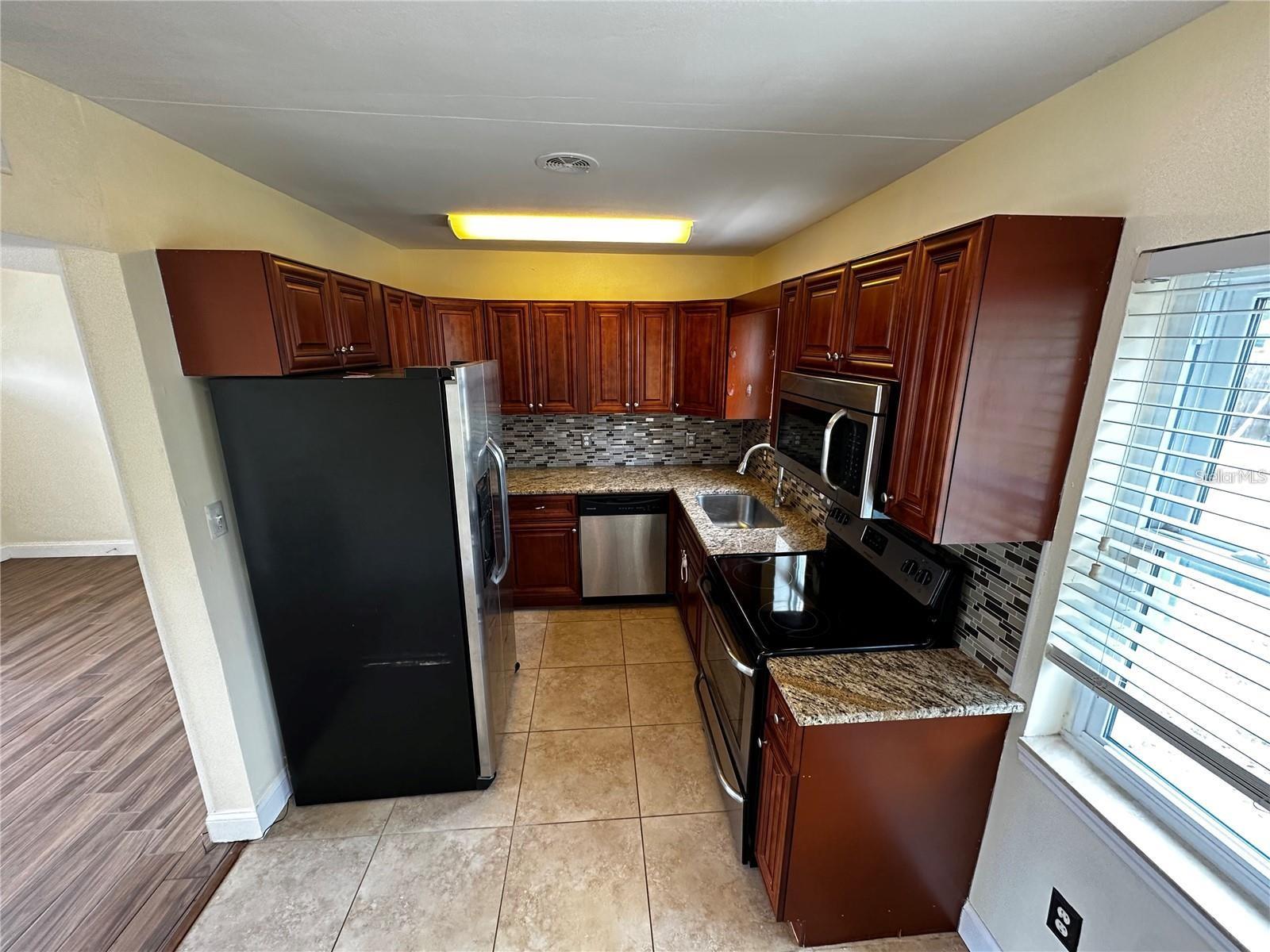 8933 Narcissus Ave Property Photo 2