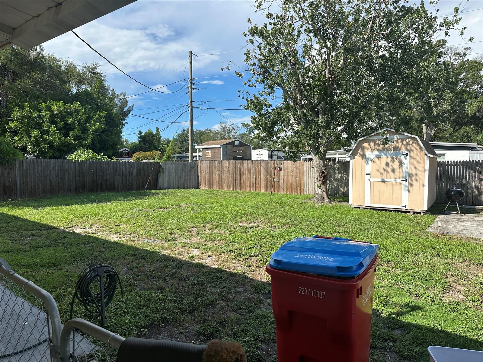 8933 Narcissus Ave Property Photo 6