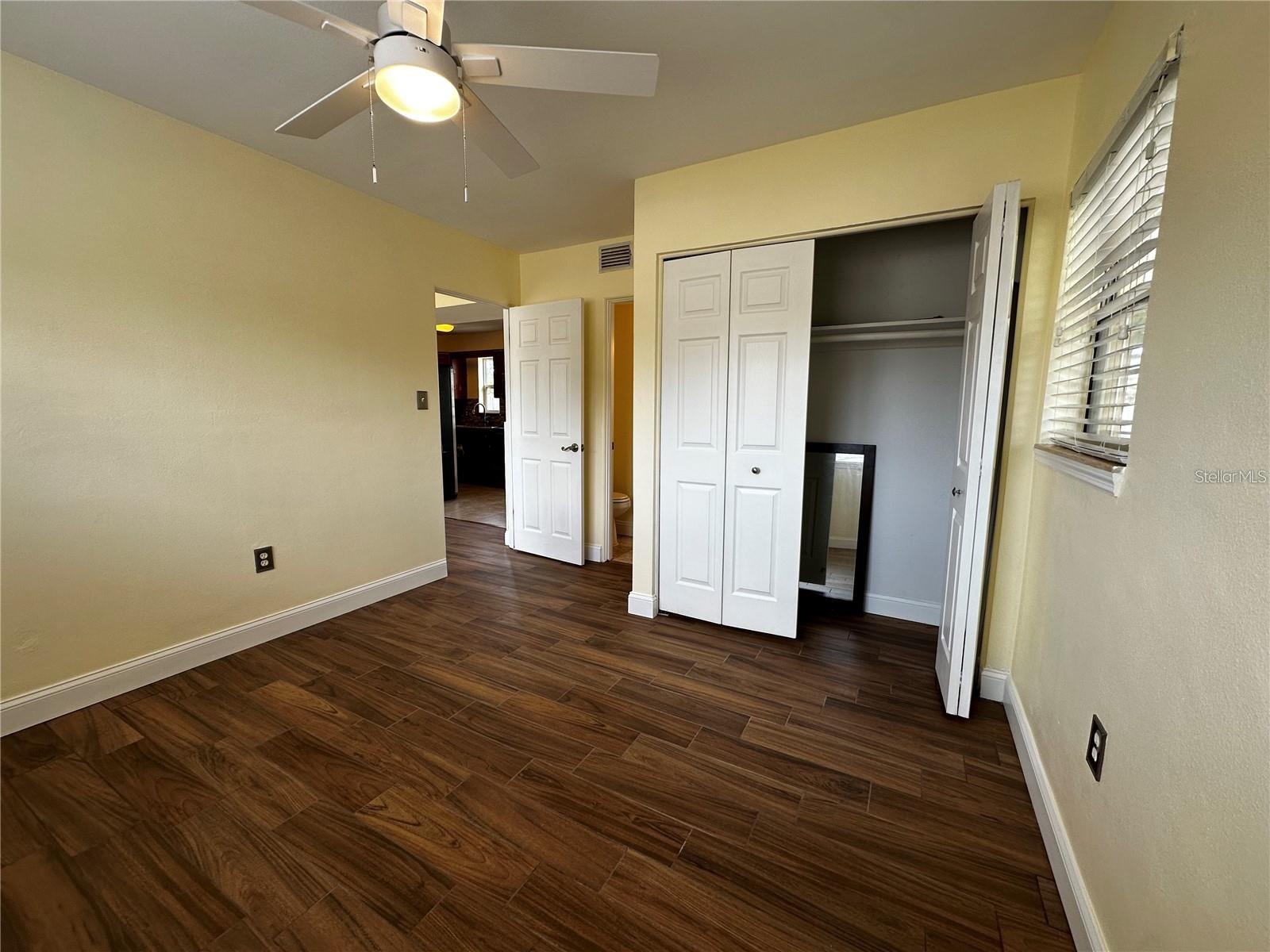 8933 Narcissus Ave Property Photo 14
