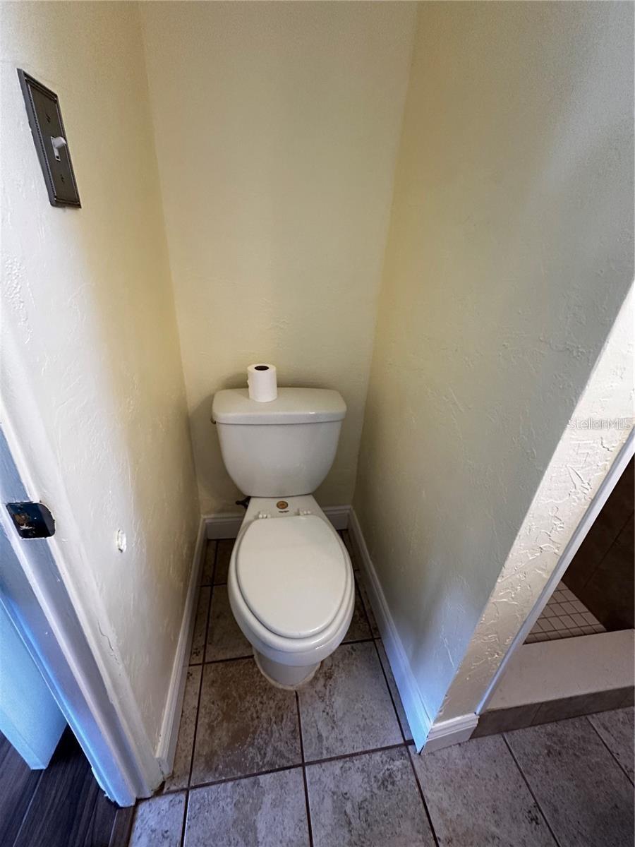 8933 Narcissus Ave Property Photo 17