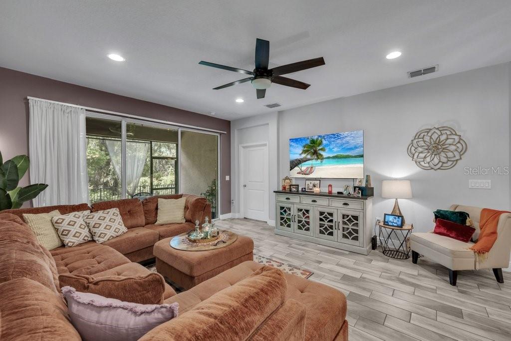 11505 Cambium Crown Dr Property Photo 18