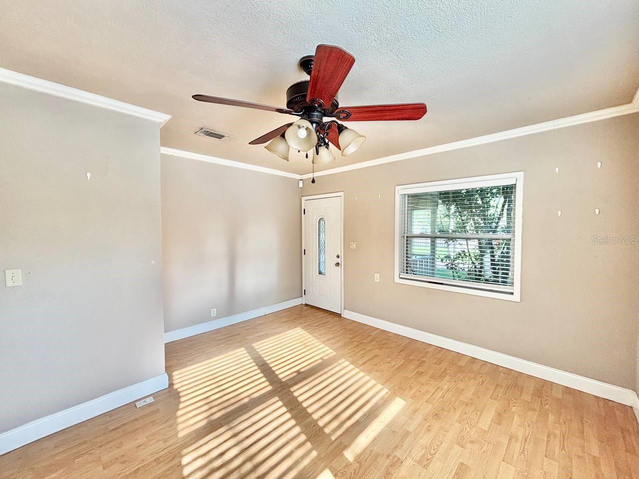 1219 E Frierson Ave Property Photo 6