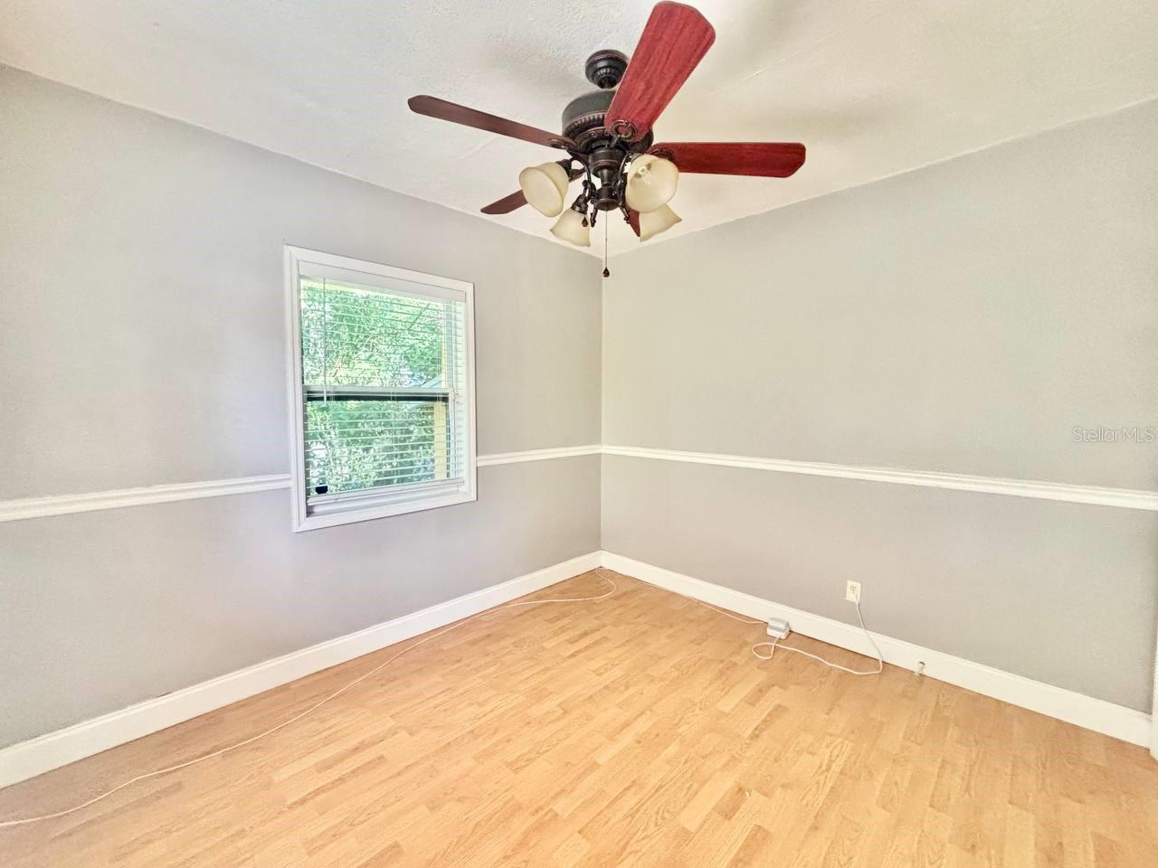 1219 E Frierson Ave Property Photo 16