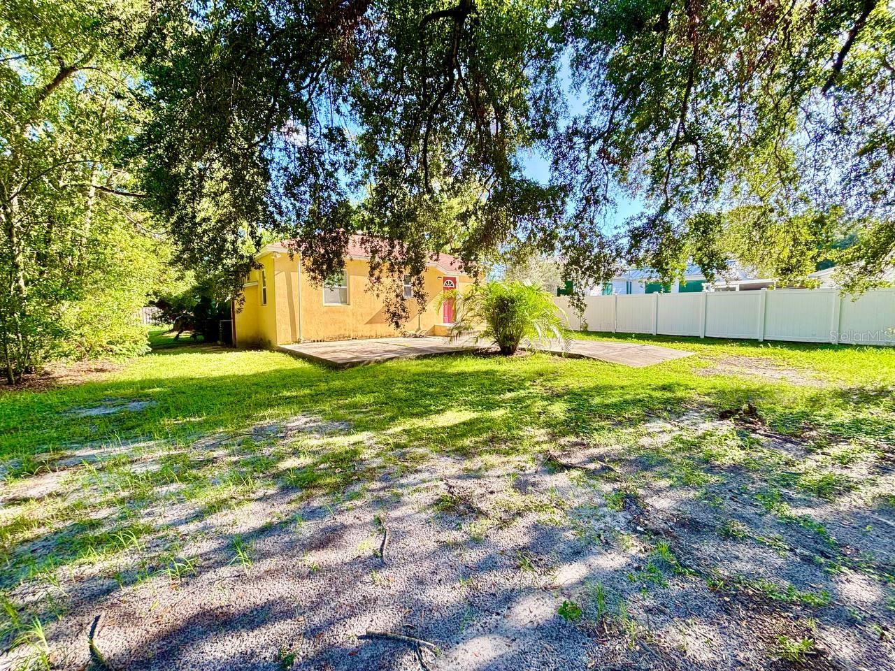 1219 E Frierson Ave Property Photo 24