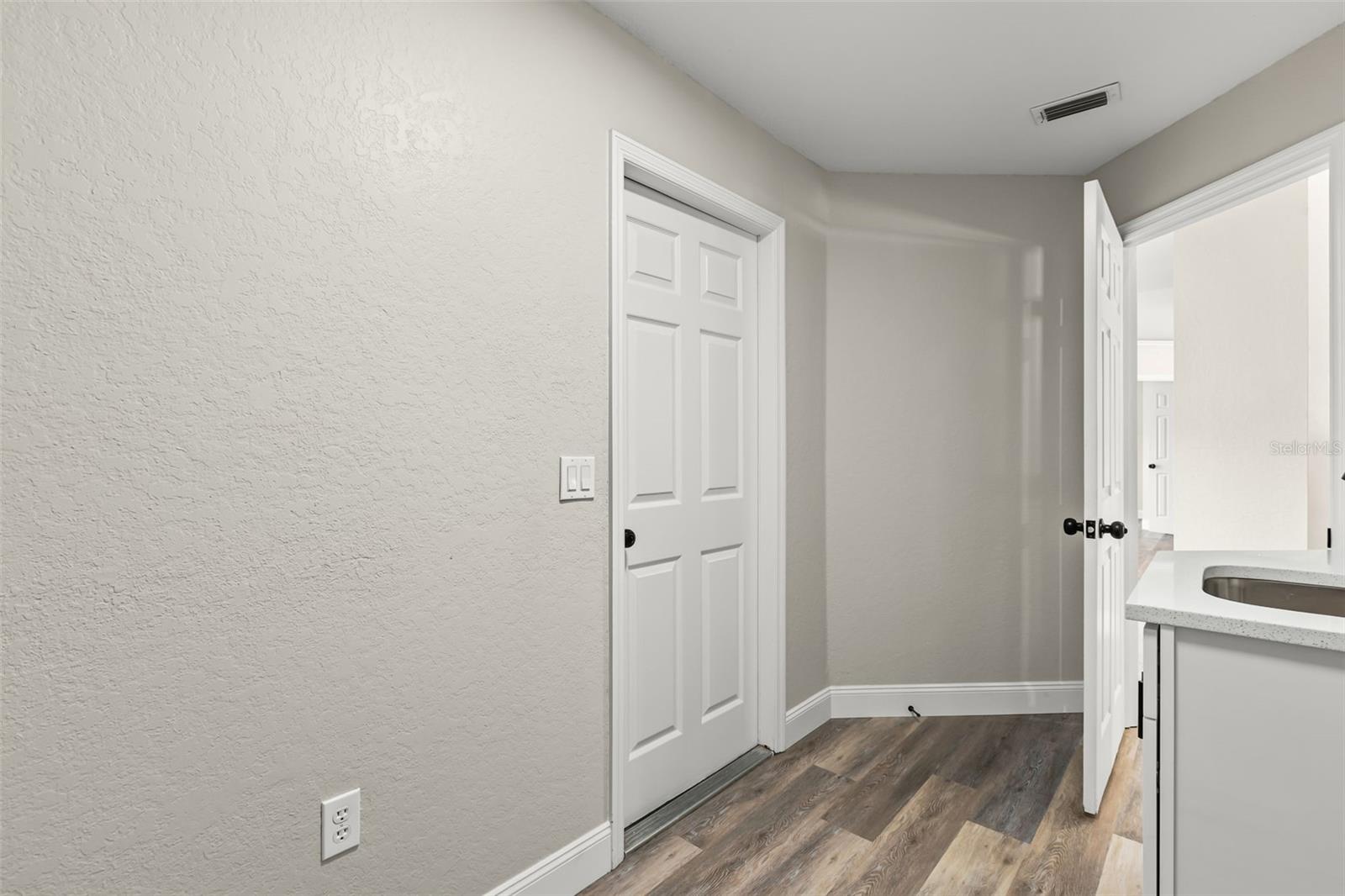 3690 Se 56th Ter Property Photo 22