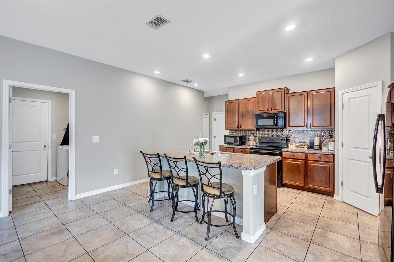 14106 Covert Green Pl Property Photo 7